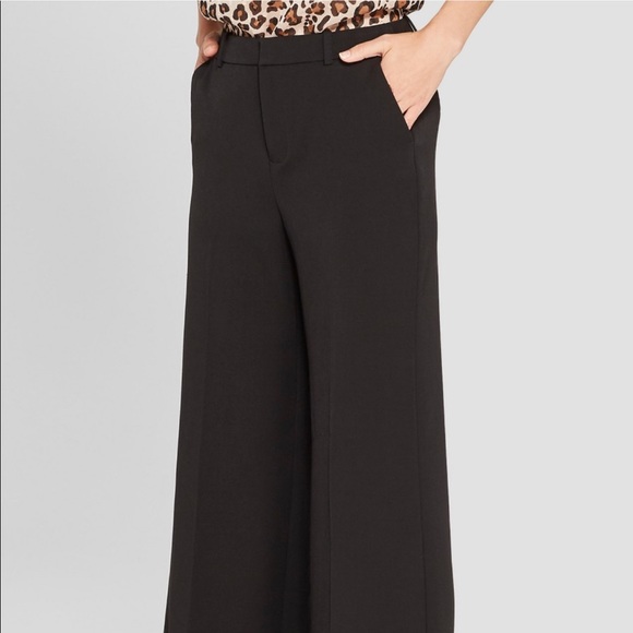 Wide leg trousers - Picture 2 of 7